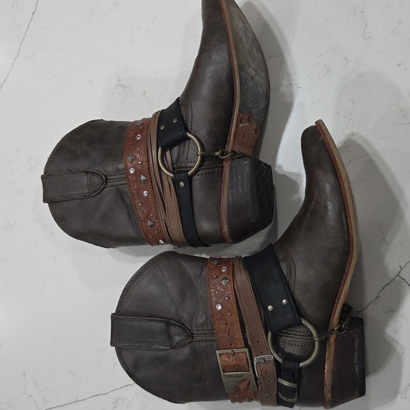 Durango Brown and Black Western Ankle Booties Sz8 Gentle Used All Man Made Mater - Picture 4 of 13